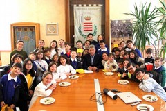 Il sindaco di Barletta incontra gli alunni della scuola "Fraggianni"