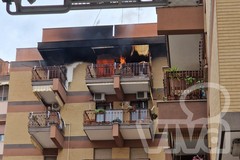 Barletta, nuovo incendio in appartamento in via Rizzitelli - FOTO