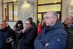 Condizioni igieniche del mercato settimanale di Barletta, il sit-in dei residenti e il confronto con la politica