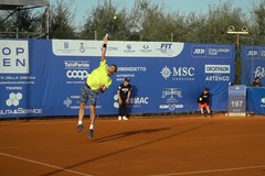 Tennis, il 18enne Luca Nardi vola in semifinale a Barletta