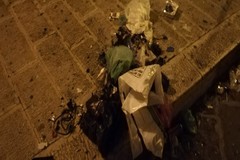 Bravate nel quartiere Santa Maria, si fanno esplodere buste di rifiuti