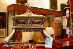 Quaresima a Barletta, alla scoperta di riti e simboli: l’urna del Venerdì Santo