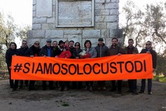 Omaggiato e ripulito l'epitaffio della Disfida di Barletta