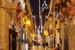 Natale in via Duomo, l'omaggio alla città dall'IC "Modugno-Moro" di Barletta