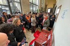 Una panchina rossa per Elisa Claps: a Barletta un simbolo contro la violenza