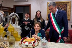 Nonna Anna compie 100 anni: gli omaggi del Sindaco di Barletta