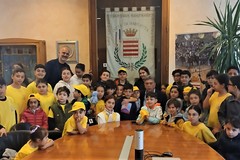 Il sindaco Cannito ha accolto a Palazzo di città gli alunni della "Fraggianni"