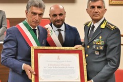Cittadinanza onoraria di Barletta al corpo della Guardia di Finanza: ieri la cerimionia