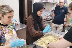 Cena di beneficenza alla mensa della Caritas sold out!