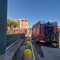Barletta, auto in fiamme in un box in via dei Pini: nessun ferito