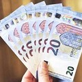 Debutta oggi la nuova banconota da 20 euro