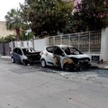 Notte di fuoco in via Amendola: in fiamme tre automobili
