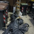 Rifiuti abbandonati nell'isola ecologica di Largo delle Palme, scattano sanzioni di 1000 euro
