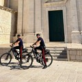 Carabinieri in e-bike, nuove pattuglie per il controllo di Barletta