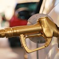 Quanto costa davvero un litro di benzina? La composizione del prezzo dei carburanti in Italia