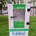 Rubato defibrillatore in piazza Federico di Svevia