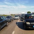 Traffico ostruito sulla SS16bis, Barletta di nuovo bloccata
