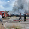 Cannito sull'incendio a Barletta: «Basta con sversamento abusivo di rifiuti»