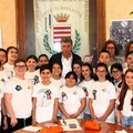 Il sindaco Cannito incontra alunne e alunni della 5^D dell’Istituto Comprensivo Statale “G. Modugno – R. Moro” di Barletta