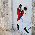 Lupin svaligia una banca a Barletta: “Street art is too much expensive”
