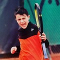 Tennis: il piccolo barlettano Michele Piazzolla non si ferma più