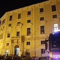 Incendio sul terrazzo dell’ospedale vecchio di Barletta