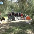 Migranti e accampamenti, la Polizia effettua un primo censimento nella pineta del lungomare Mennea