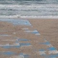 Litoranea di Levante: installata una pedana per l'accesso al mare per tutti