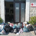 Finti donatori alla Caritas di Barletta: «Non è solidarietà, sono scarichi abusivi. Pronti a denunciare»