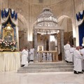 Arrivo dei Santi Patroni in Cattedrale: la devozione è nel cuore dei barlettani