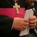 Addio al vescovo Pichierri, i funerali si svolgeranno venerdì pomeriggio