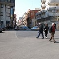 Piazza Caduti: cercansi (ancora) strisce pedonali disperatamente