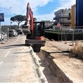 Via Foggia: in corso lavori per i nuovi cavi elettrici, «per ora asfalto provvisorio»