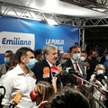 Elezioni in Puglia, Emiliano accarezza la vittoria