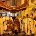 A Barletta il venerdì Santo prosegue con la Processione della Croce