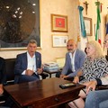 A palazzo di città i componenti  del Sister Cities Board of Directors