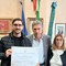 Il Sindaco Cosimo Cannito encomia il giovane Marco Debenedetto, insignito del “Premio America Giovani”