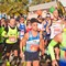 Un'onda colorata di più di 2000 partecipanti alla Volkswagen Barletta Marathon & Half Marathon 2026 - FOTO