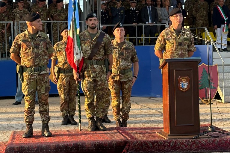 Cambio colonnelo Caserma Stella