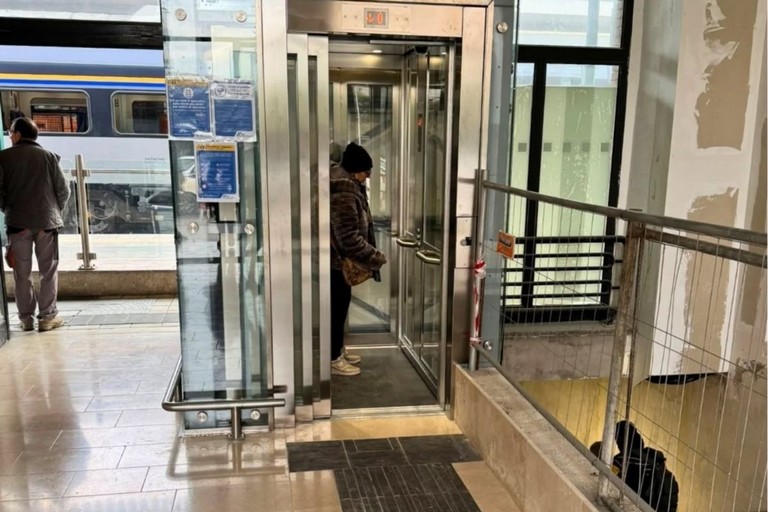 Nuovi ascensori alla stazione di Barletta