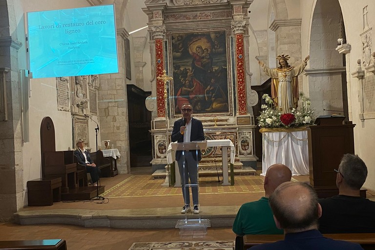 Presentato l'esito del restauro del coro ligneo nella chiesa di Sant'Andrea