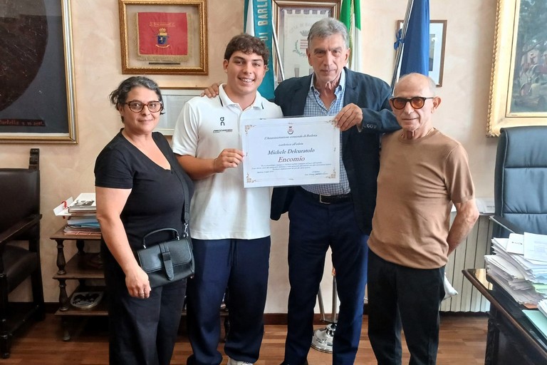 Encomio Delcuratolo
