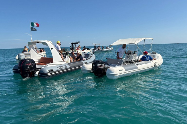 Successo per la “Flotta della solidarietà” a Barletta: bambini speciali in mare tra giochi e sorrisi. <span>Foto Valentina Paolillo</span>