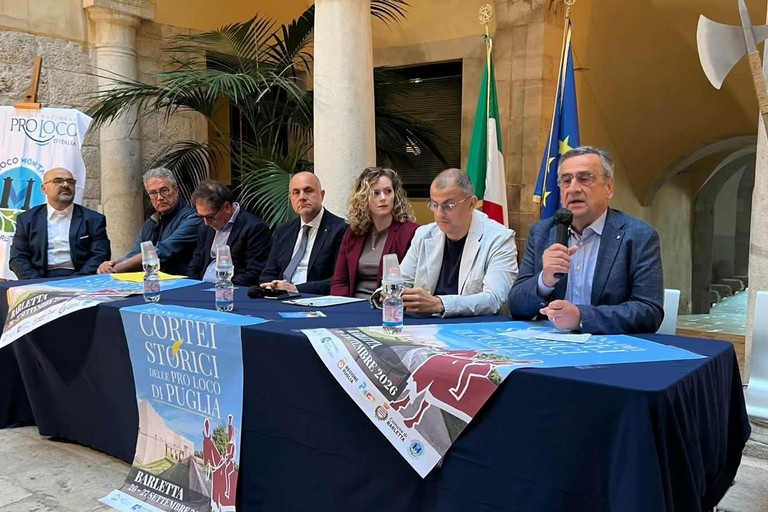 «Identità in movimento», a Barletta il convegno apre l’ottava Rassegna dei Cortei Storici