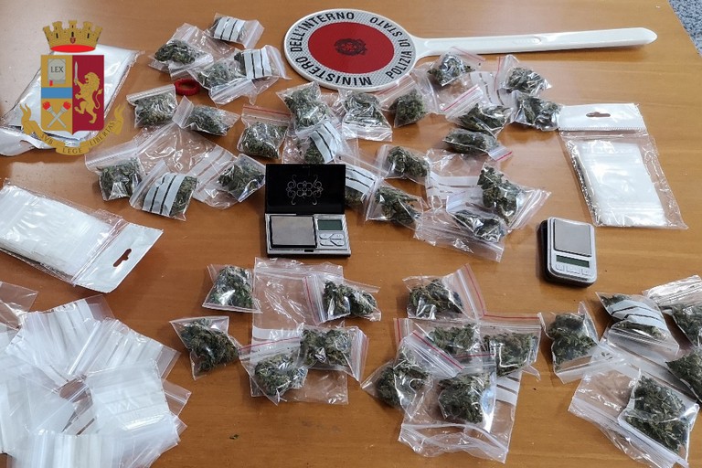 Marijuana rinvenuta dalla Polizia
