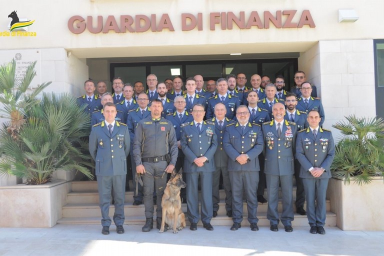 Guardia di Finanza visita del comandante regionale Puglia al comando provinciale di Barletta