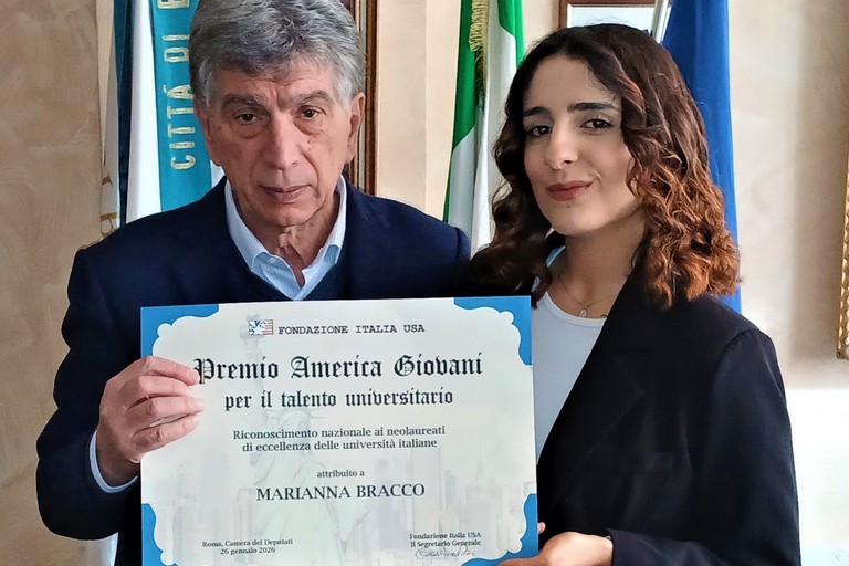 Il Sindaco Cannito con Marianna Bracco