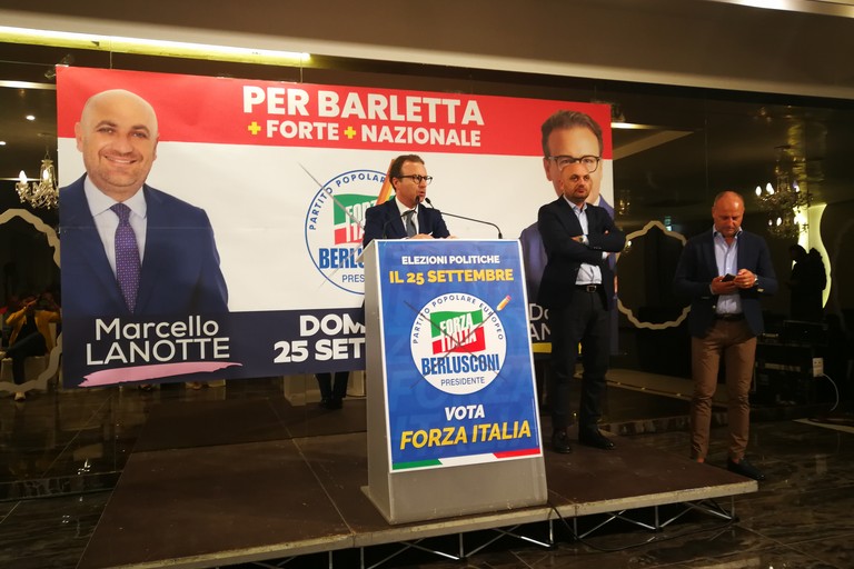 Serata elettorale per Forza Italia a Barletta