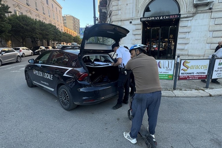 Controlli sui monopattini