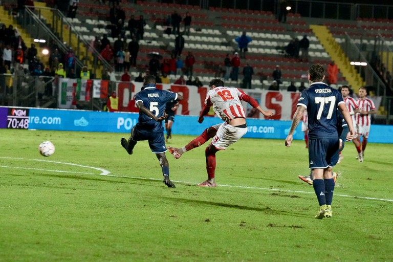 Barletta-Cavese 1-1